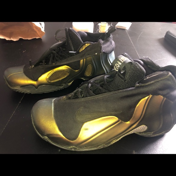 flightposite metallic gold